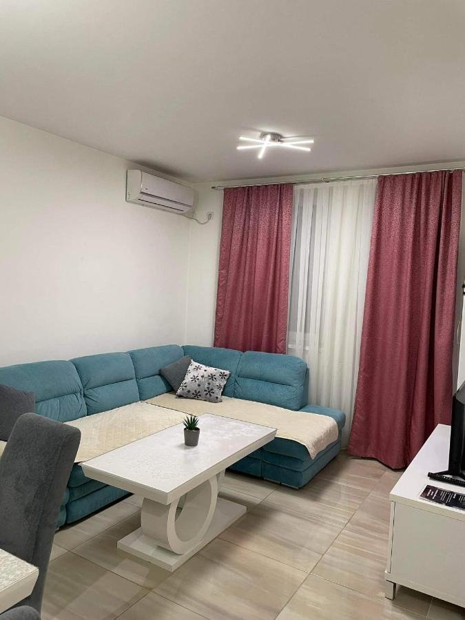 Apartman Sims Bijeljina Exterior photo